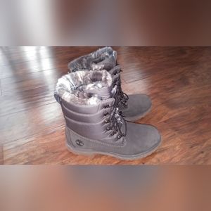 Timberland Puffer Boots 6 inch waterproof women's size 8 grey gray